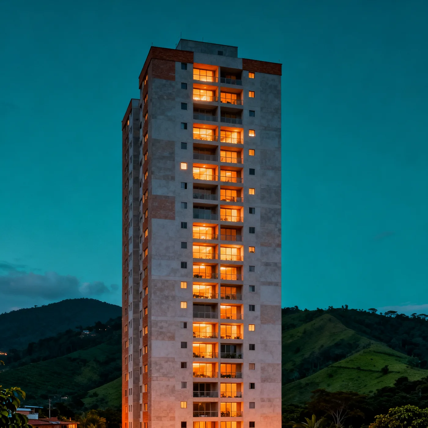 Torre residencial en la Avenida Circunvalar al anochecer